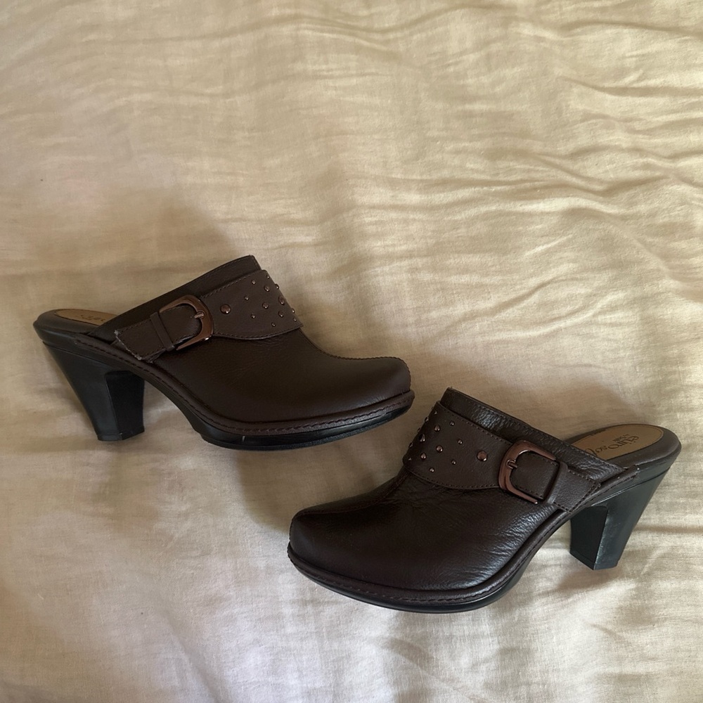 Y2K Vintage Sofft Dark Brown Leather Mules With Buckle